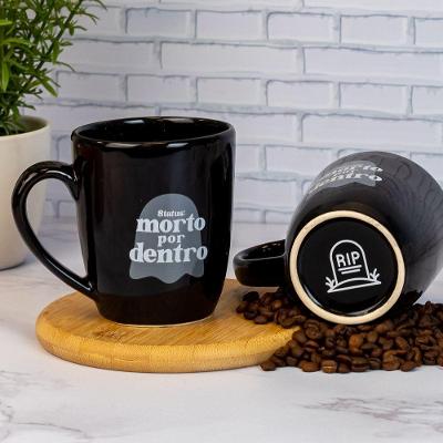 Caneca Morto por Dentro Cerâmica Humor Ácido para Bebidas 380ML