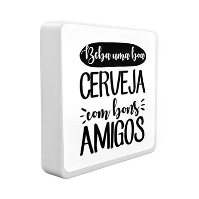 Luminária Box Slim Bons Amigos Boas Cervejas com Luz Difusa e Design Decorativo Bivolt