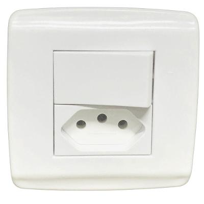 Conjunto de Embutir Slim 8520 com Interruptor Simples e Tomada 2P+T 10A 250V Branco Ilumi
