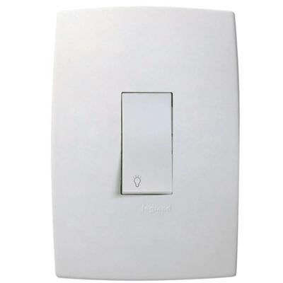 Conjunto de Embutir com Pulsador e Minuteria Pial Plus Acionamento por Pulsador com Luz Branco Pial