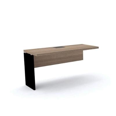Mesa De Escritório Complemento 134 X 60 Cm Pe40 Em Mdp Cor Noce Naturalle Base Preta