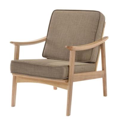 Poltrona Amy Rivatti Estofado Marrom Claro Base Madeira Natural