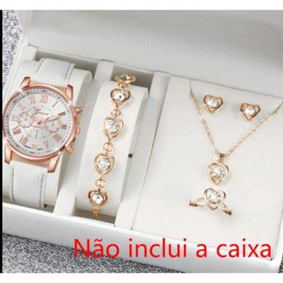 Conjunto Relógio e Joia OEM Quartz Floral com Strass Couro Genuíno Dourado Feminino