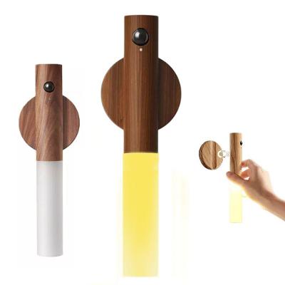 Luminária Bastão SU-LUZ1 com Sensor de Presença e Movimento Branco AB Mídia