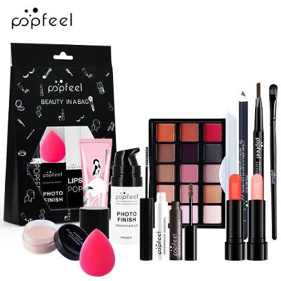 Kit de Maquiagem com Maleta Sombras Blushes Bastões Pincéis 2 Alta Pigmentação e Longa Fixação