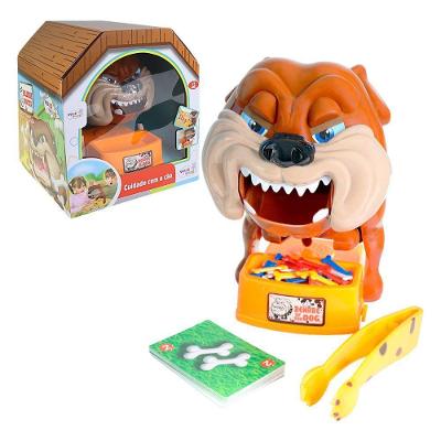 Jogo Buldogue Pega Ossos com Pegador e 24 Ossos Coloridos para Desenvolver Agilidade Toys & Toys