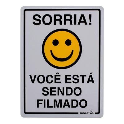 Placa de Sinalização Sorria Você Está Sendo Filmado Material Resistente Branco Bemfixa