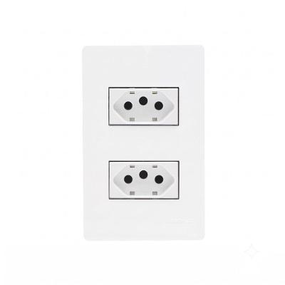 Tomada Dupla Infiniti 2P+T 20A Bivolt com Placa e Suporte 4x2 Branco Margirius