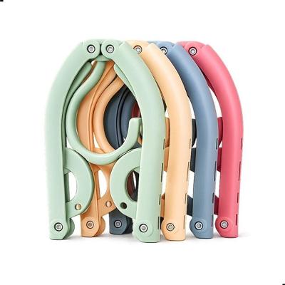Kit 5 Cabides Dobráveis Portáteis Plástico Resistente para Viagem e Camping Multiuso