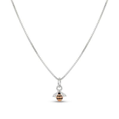 Gargantilha Infantil Abelha Esmaltada em Metal Prata 925 com Pingente Preto e Laranja para Meninas