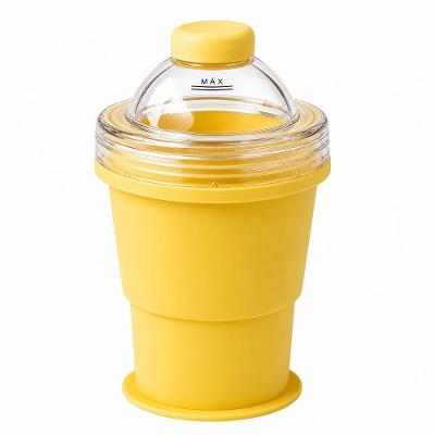 Copo Dobrável de Silicone com Forma para Esfera de Gelo Tampa com Molde Canudo Reutilizável Amarelo