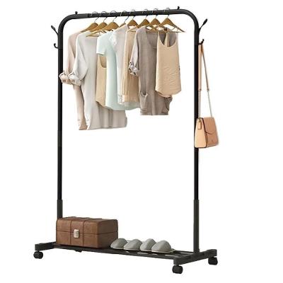 Cabideiro Arara de Roupas com Sapateira Tubo de Aço Até 30kg Organizador para Quarto e Loja Preto