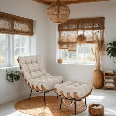 Poltrona com Puff Costela Original de Fábrica Estofada em Veludo Bege Straso Móveis