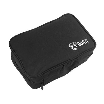 Necessaire de Viagem Quati QNP-10 em Oxford 25x17x8,5CM Preta com Cabide Integrada Unissex