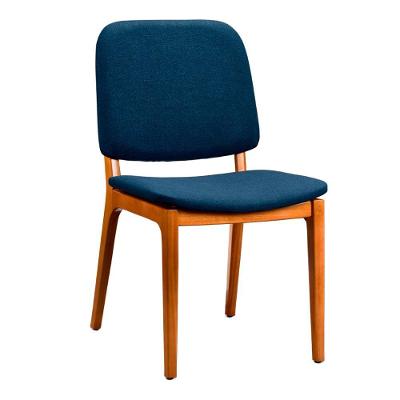 Cadeira de Jantar Ram com Estrutura de Madeira Maciça e Estofado em Linho Azul Sallar Home