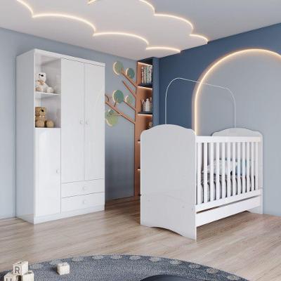 Quarto de Bebê com Berço Minicama e Guarda Roupa Bala de Menta 3 Portas MDF MDP Branco Móveis Henn