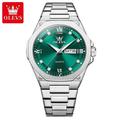 Relógio de Pulso Masculino 3736 Quartzo Luxo Pulseira Aço Inox Verde Prateado Olevs