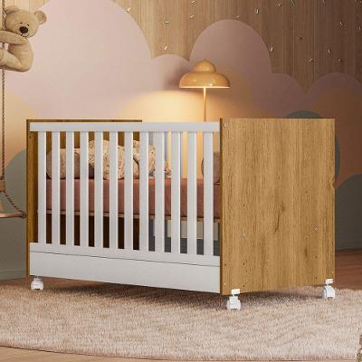 Berço Mini Cama Doce Sonho Transformável em Mini Cama Branco com Suporte para Mosquiteiro Qmovi