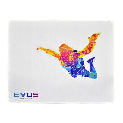 Mouse Pad MP-500W Free Fall Superficie Speed Bordas Seladas Poliester Borracha Antiderrapante Evus