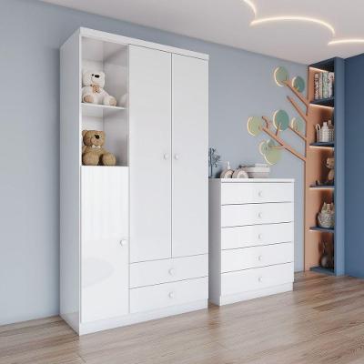 Quarto de Bebê com Cômoda e Guarda Roupa Bala de Menta 3 Portas 7 Gavetas Branco Móveis Henn