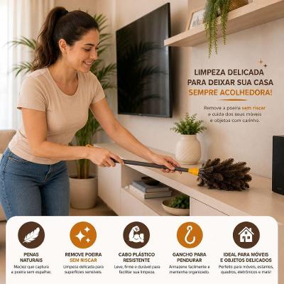 Espanador de Penas Naturais com Cabo Plástico Limpeza Delicada para Móveis com Gancho Preto