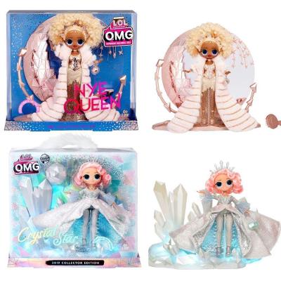 Kit Boneca LOL Surprise! OMG Crystal Star + Nye Queen com 25 Surpresas e Cenário de Cinema Candide