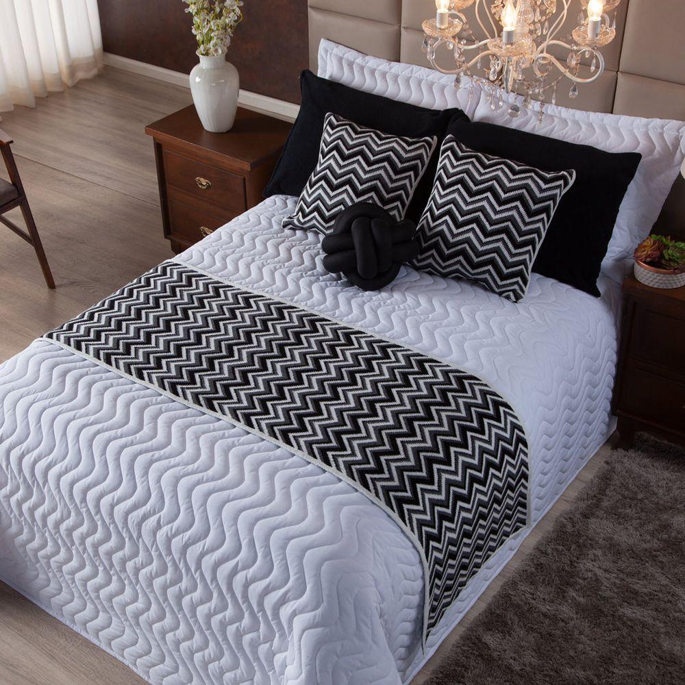 Kit De Peseira Com Almofadas Sthella Preto/Branco 03 Peças Fio Mousse - 1