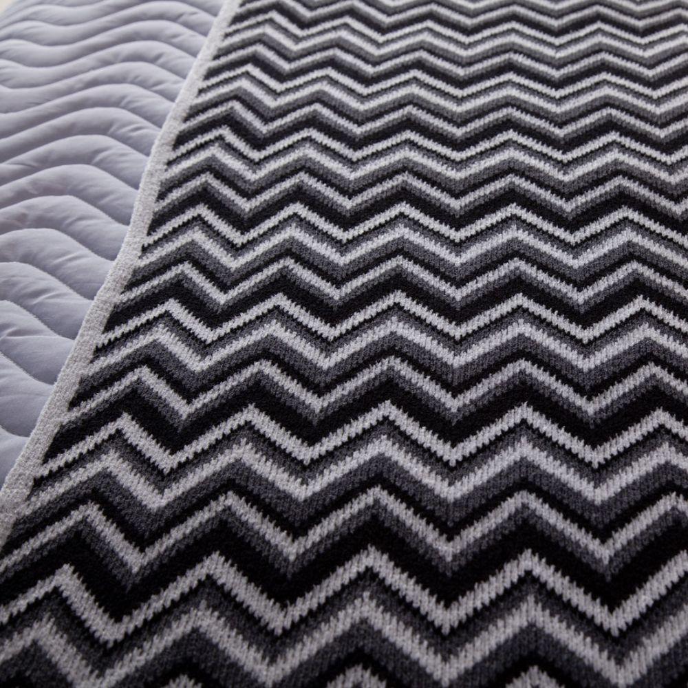 Kit De Peseira Com Almofadas Sthella Preto/Branco 03 Peças Fio Mousse - 3