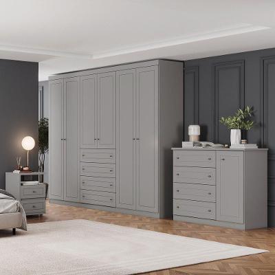 Quarto Casal com Guarda Roupa Comoda Mesas de Cabeceira Amy 7 Portas 12 Gavetas MDF-MDP Cinza
