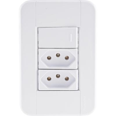 Conjunto 4x2 Com 1 Interruptor Simples 10 A 250 V E 2 Tomadas 2p+t 10 A 250 V Tramontina Tablet Branco