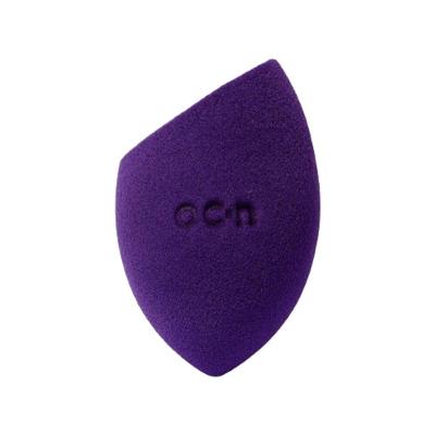 Esponja de Maquiagem Flat Blend Acabamento Natural Versátil para Base Corretivo Pó e Blush Roxo