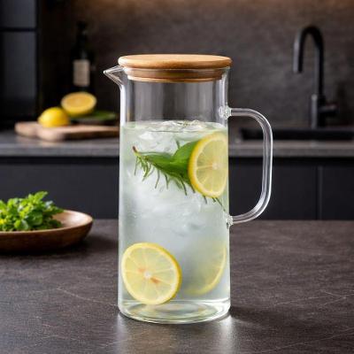 Jarra de Vidro Borossilicato 1,2 Litros com Tampa de Bambu Resistente para Bebidas Quentes e Frias