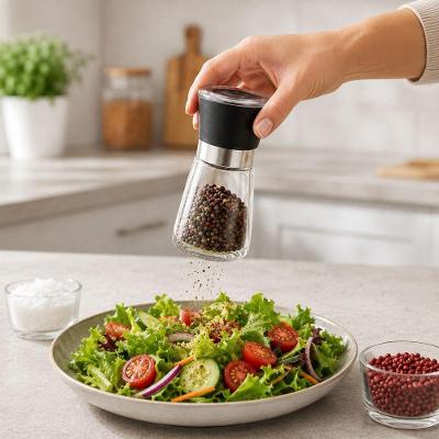 Moedor Manual de Temperos em Vidro com Aço Inox Mecanismo de Cerâmica para Cozinha Preto 150g