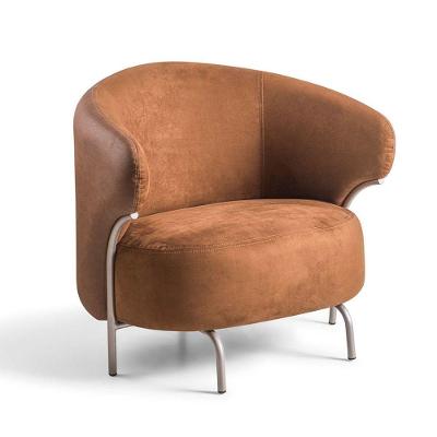 Poltrona Blum Estofada Base Aço Champagne Terracota