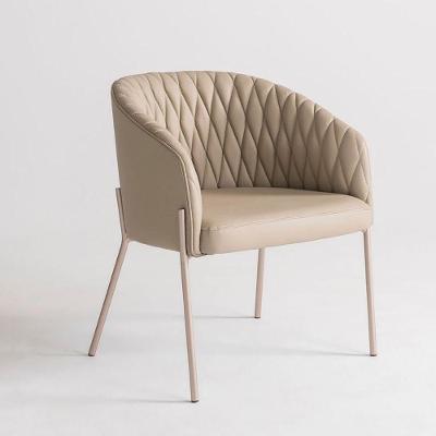 Poltrona Bourbon Estofada Base Aço Tecido Fendi