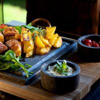 Kit 2 Grelha 04 Molheiras Em Pedra Sabão E Suporte P 20x20cm