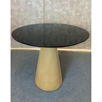 Mesa Cone 70cm Base Madeira Natural Freijó Claro Tampo Preto - 1
