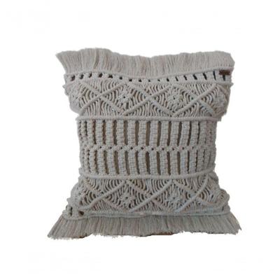 Capa Almofada Macramê Maiú.