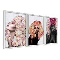 Kit 3 Quadros Decorativos 30X45 Mulheres Rosto Flores Rosas Titulo Moldura Branca - 1