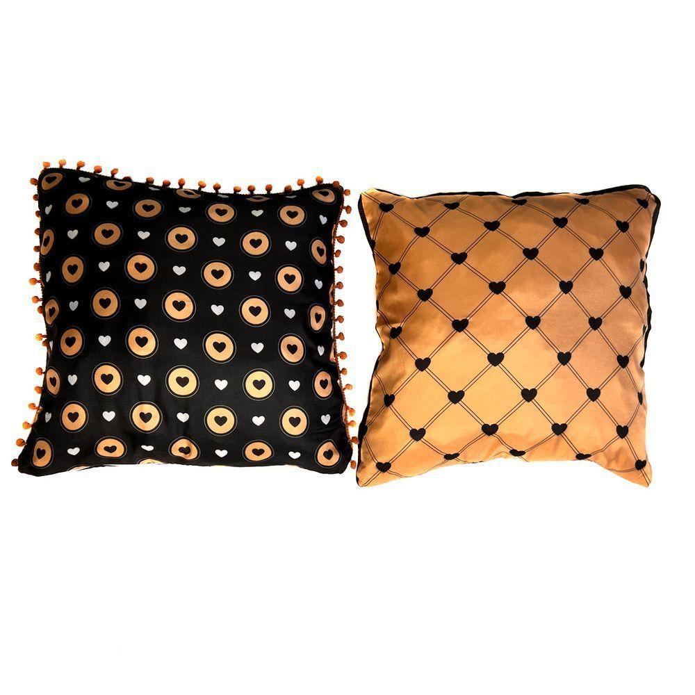 Par De Almofadas Cheias Golden Love Preto/Caqui 45Cm X 45Cm - Com Pompom E Viés - 1