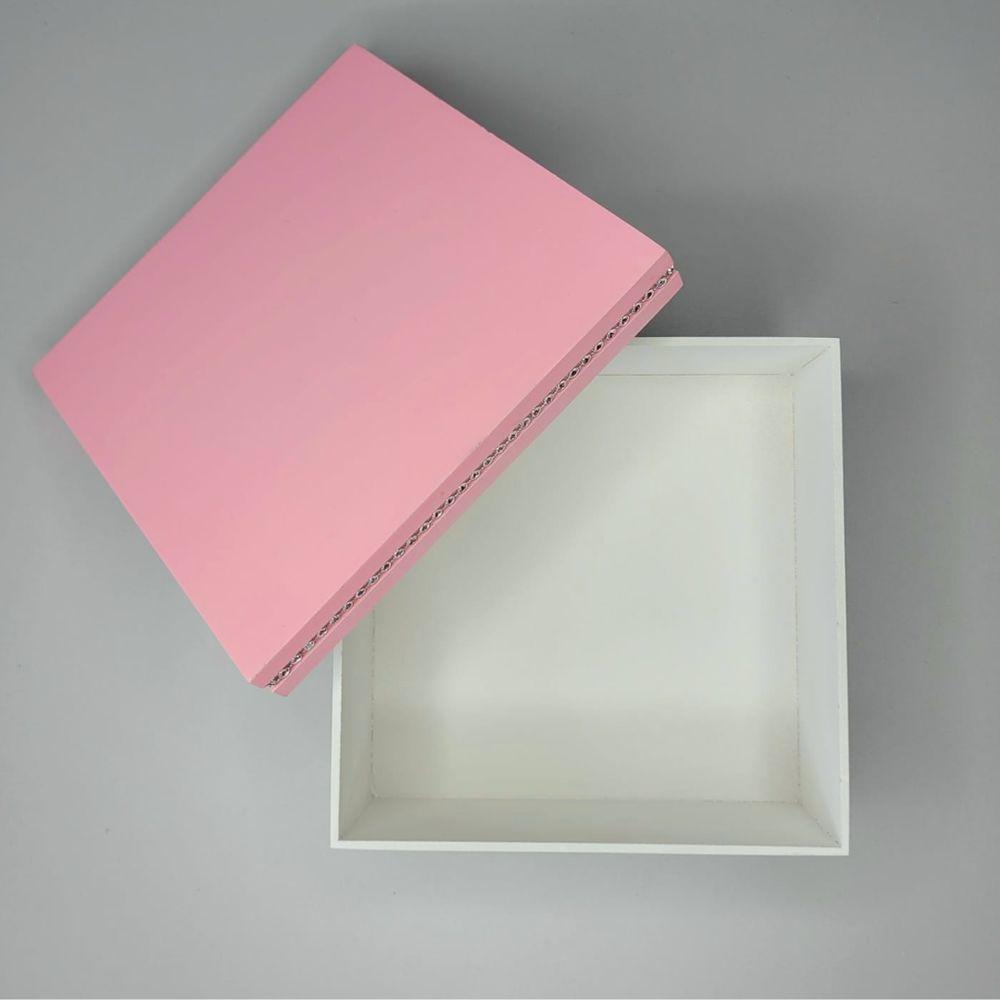 Kit Com 12un De Caixa Personalizada Com Strass 100% Mdf (17x17x07) Rosa/branco - 2