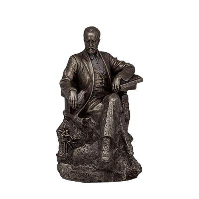 Decoração Escultura Pyotr Tchaikovsky Estátua Resina 23cm