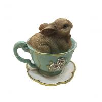 Escultura Em Resina Coelho Cooper Na Xicara - 1