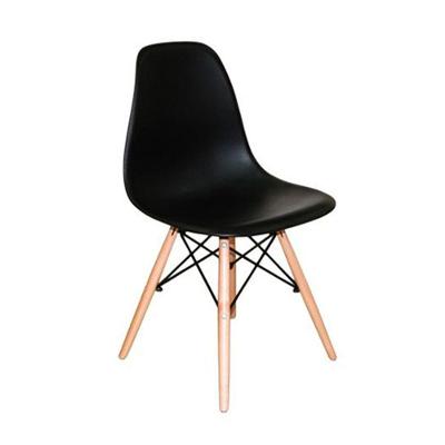 Cadeira Charles Eames Eiffel Estrutura em Madeira e Aço Assento em Polipropileno Preto
