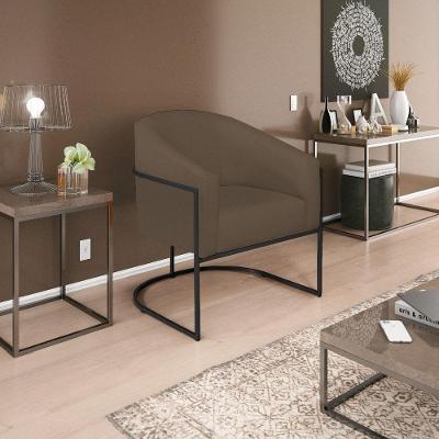 Poltrona Decorativa Luiza Base De Ferro Preto Suede - Doce Sonho Móveis Marrom