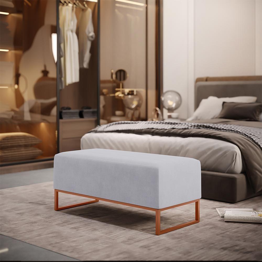 Puff Decorativo Sala De Estar Cléo 90cm Base De Ferro Cobre W01 Suede Cinza - Lyam Decor - 7