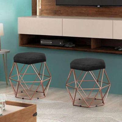 Puff Decorativo Onix Com Armação Bronze Em Tecido Veludo