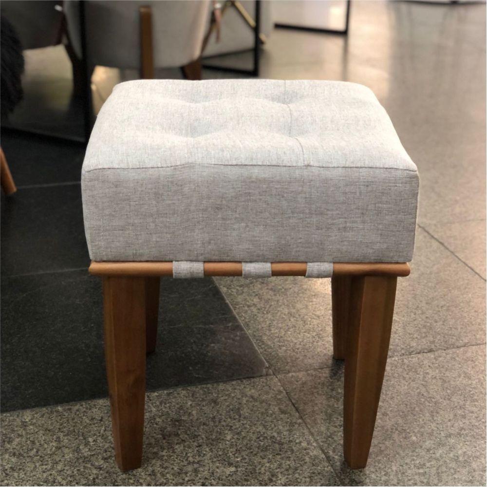 Kit 2 Puff Trançado Pérola Com Linho Bega E Pés Em Madeira - 5