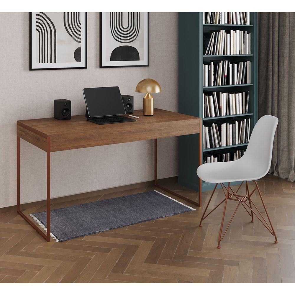 Escrivaninha Industrial Escritório Amêndoa Malta Com 1 Cadeira Eames Eiffel Branca Base Cob Marrom - 1