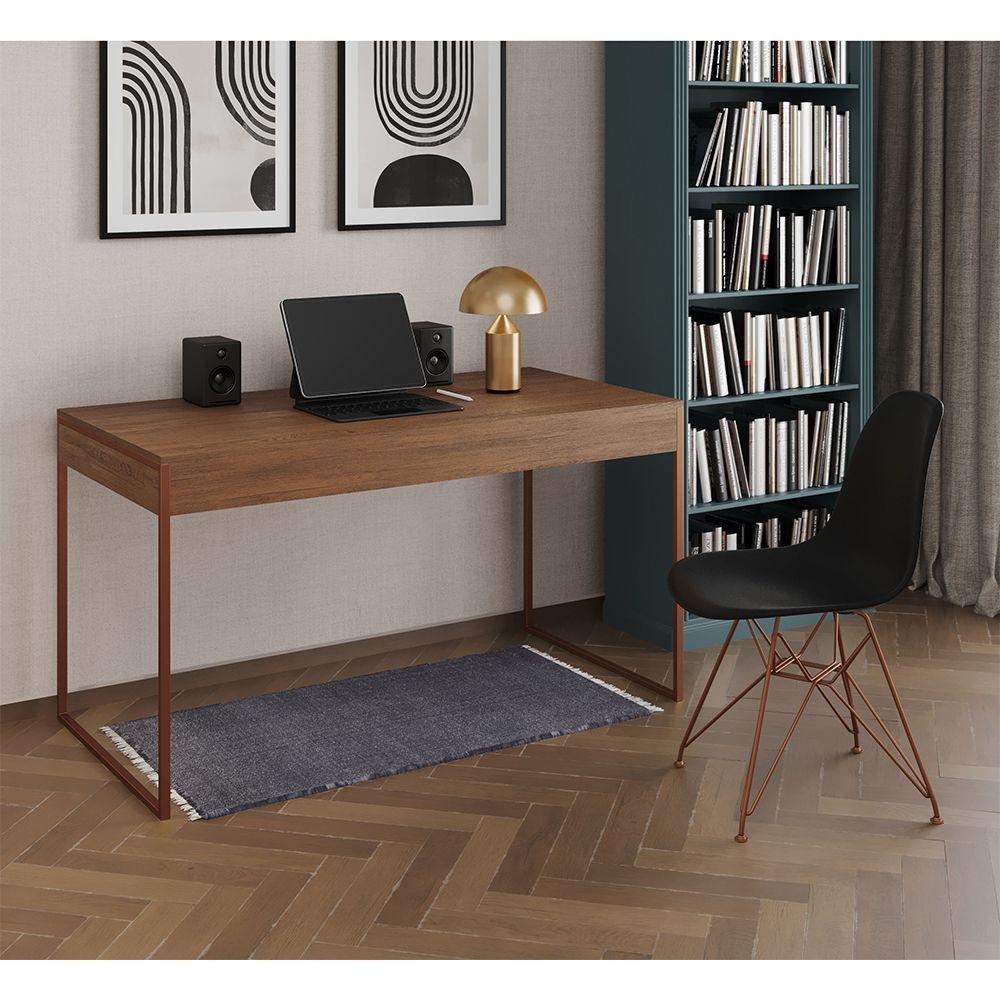 Escrivaninha Industrial Escritório Amêndoa Malta Com 1 Cadeira Eames Eiffel Preta Base Cobr Marrom - 1